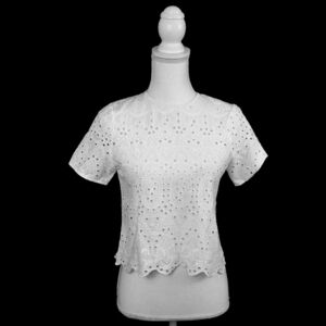 🍍Brandy Melville White Eyelet Top Xs/S